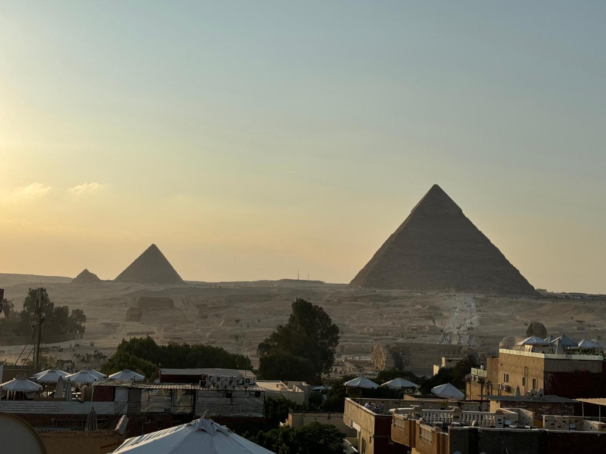 Pyramids And Sphinx View Hotel