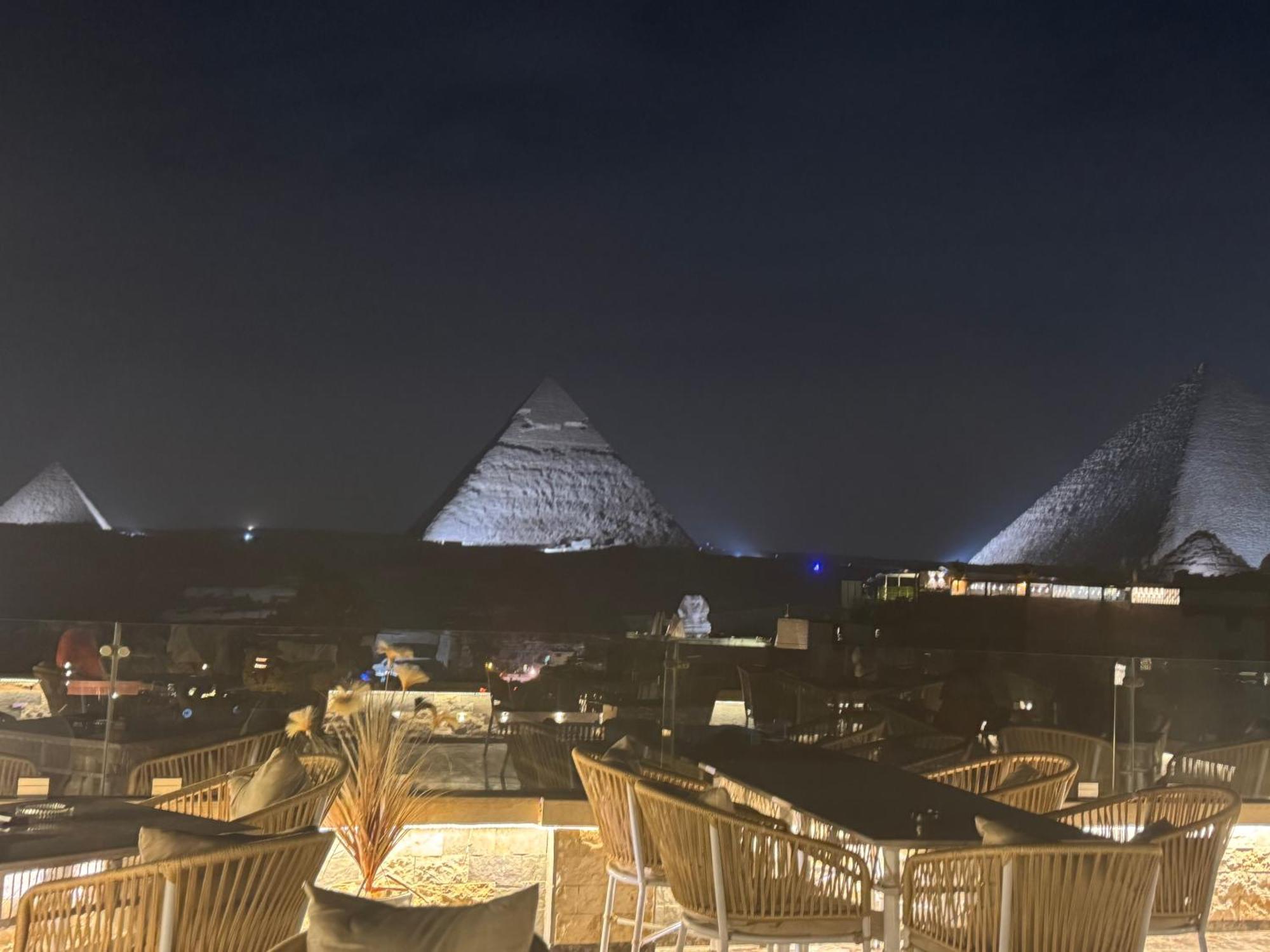 Pyramids And Sphinx View 3* Cairo