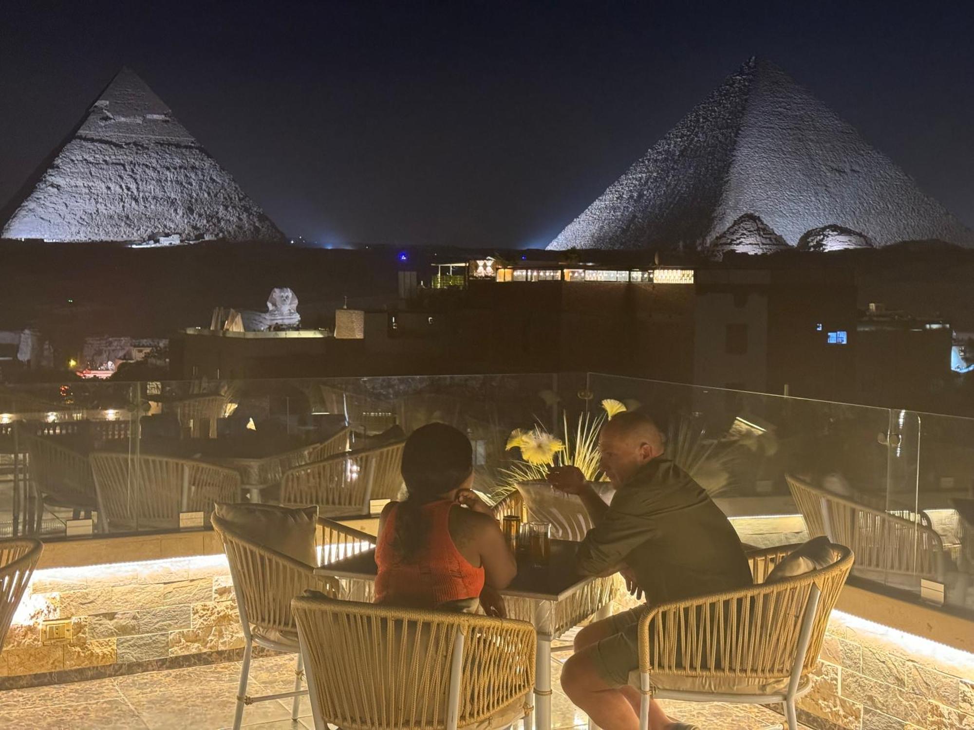 Hotel Pyramids And Sphinx View Cairo